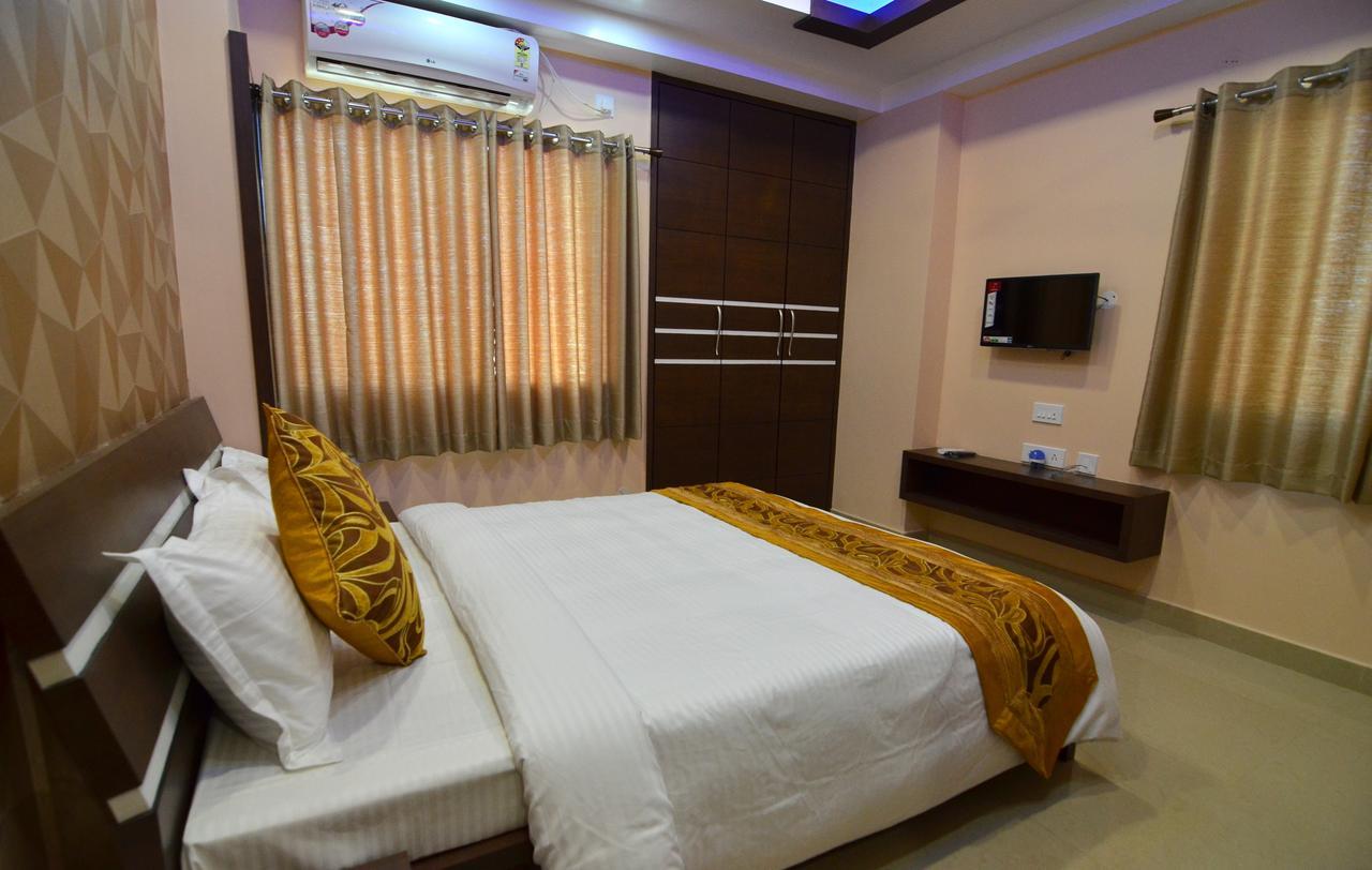 Tulip Residency Hotel Dibrugarh Exterior photo